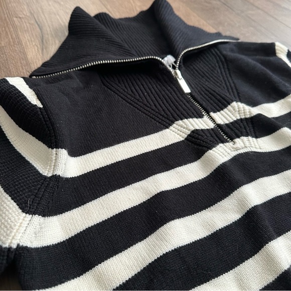 NWT Striped Half Zip Fold-over Cape Collar Sweater - Size Medium - Picture 7 of 10